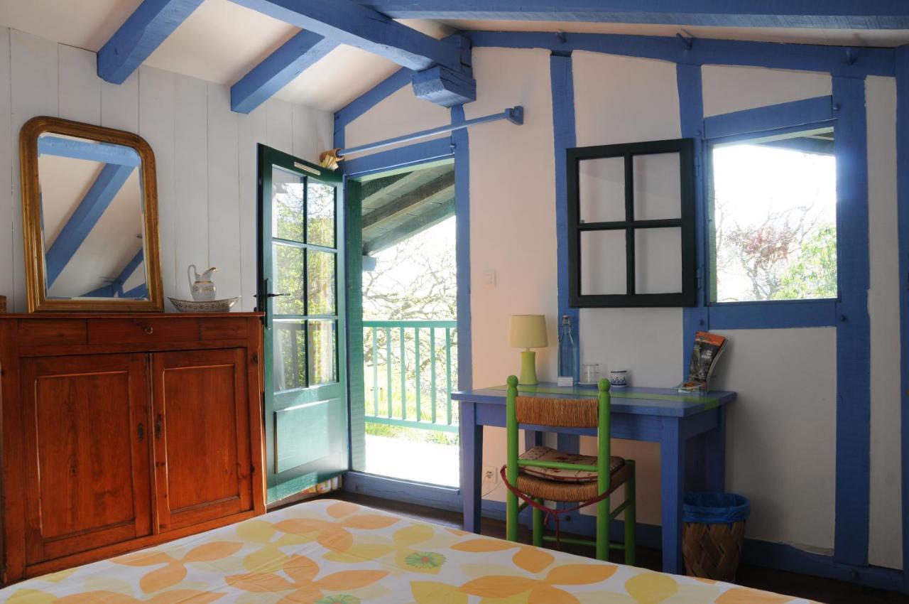 Domaine Xixtaberri Hotel Cambo-les-Bains Eksteriør billede